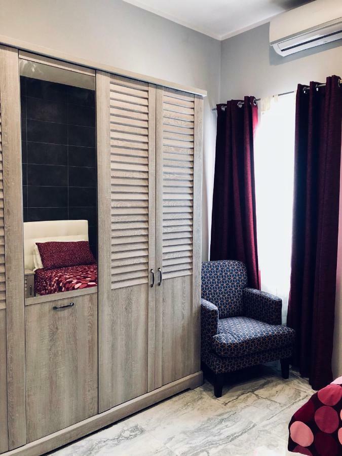 Holiday Townhouse In Sliema Centre Exterior photo